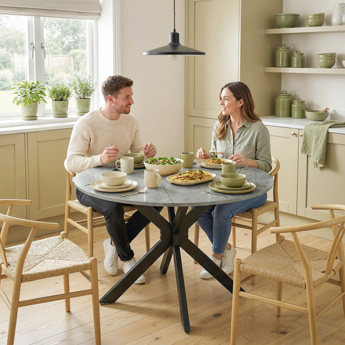 Runder Klapp-Esstisch mit X-Stahlgestell