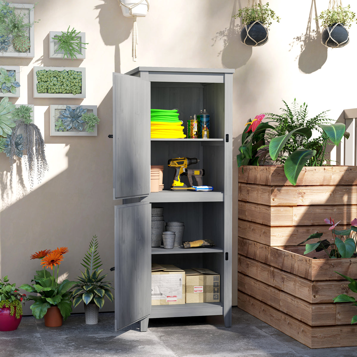 Gartenschrank aus Tannenholz mit zwei Regalböden
