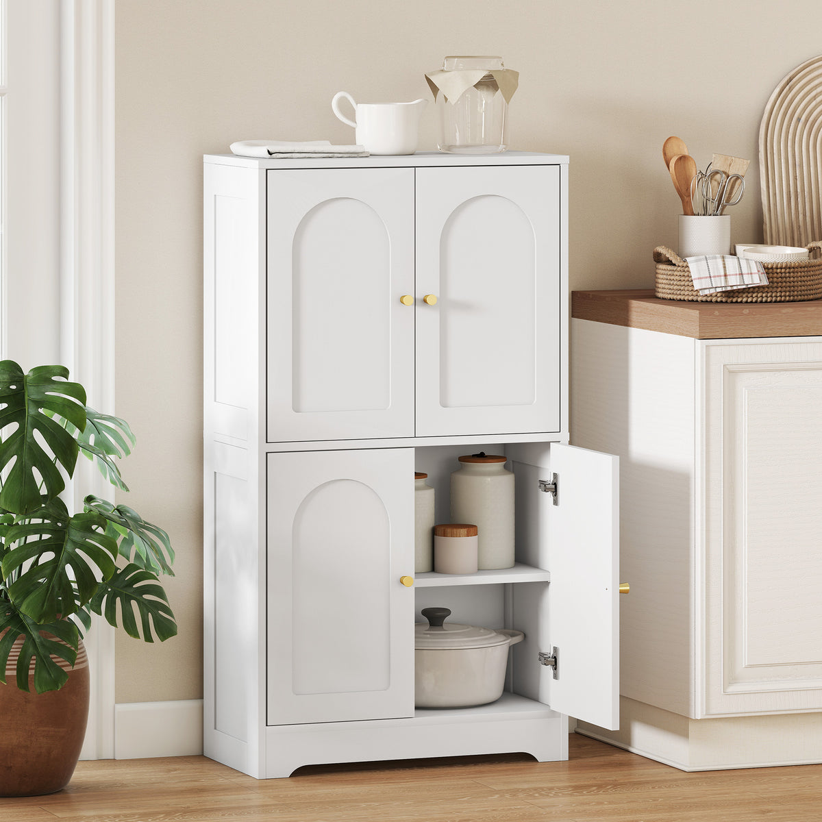 Küchen-Hochschrank mit vier Bogentüren