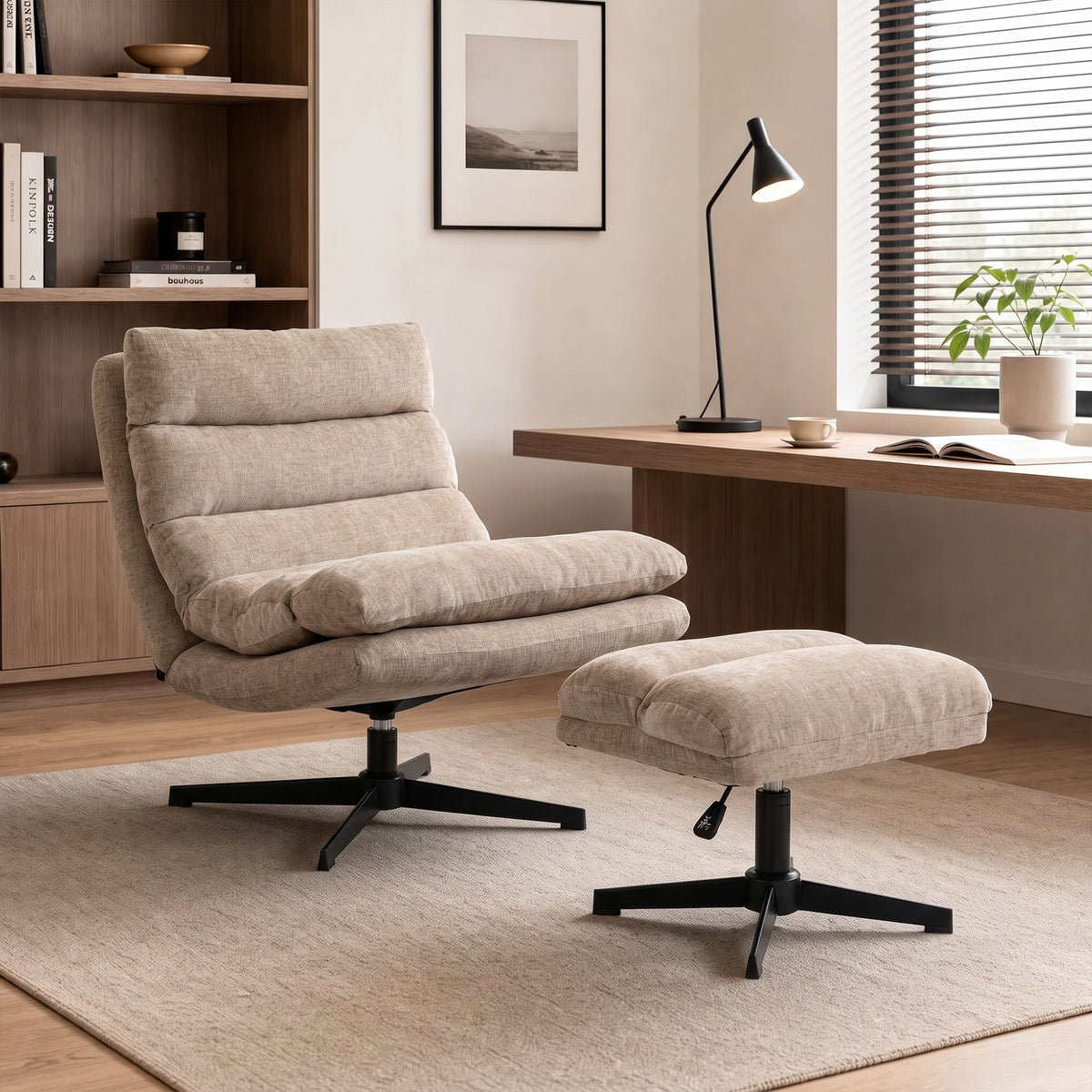 Drehbarer Chenille-Loungesessel mit Fußhocker