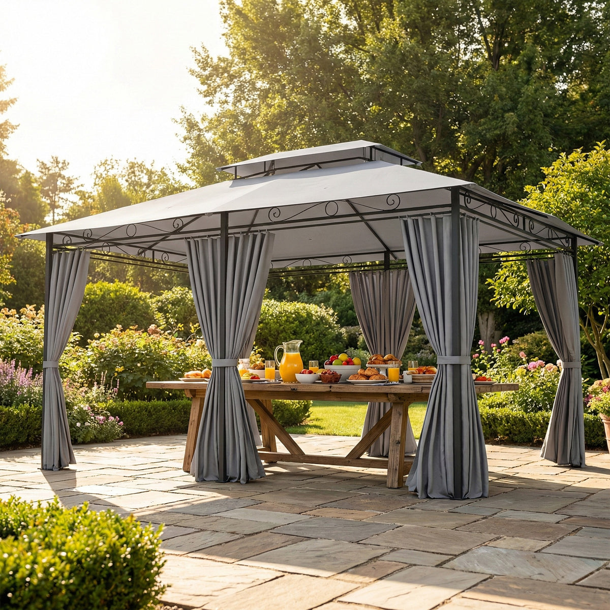 Gartenpavillon mit Doppeldach und Seitenwänden