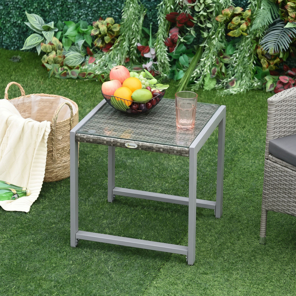 Garten-Beistelltisch aus Polyrattan