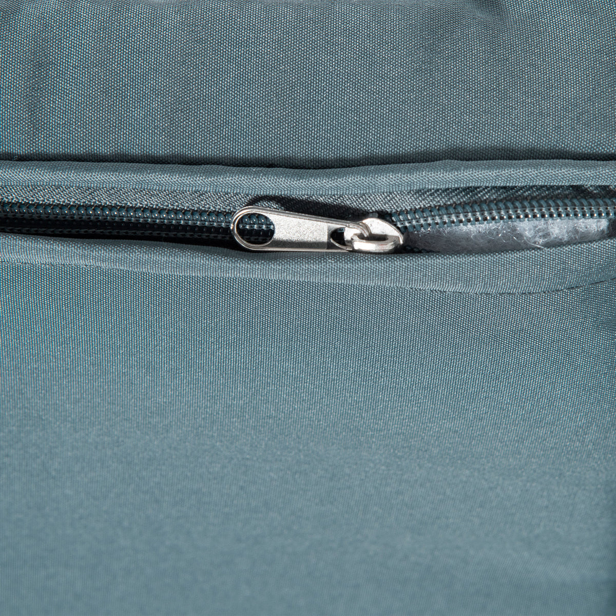 Schaukelstuhl aus Polyrattan mit Sitzkissen