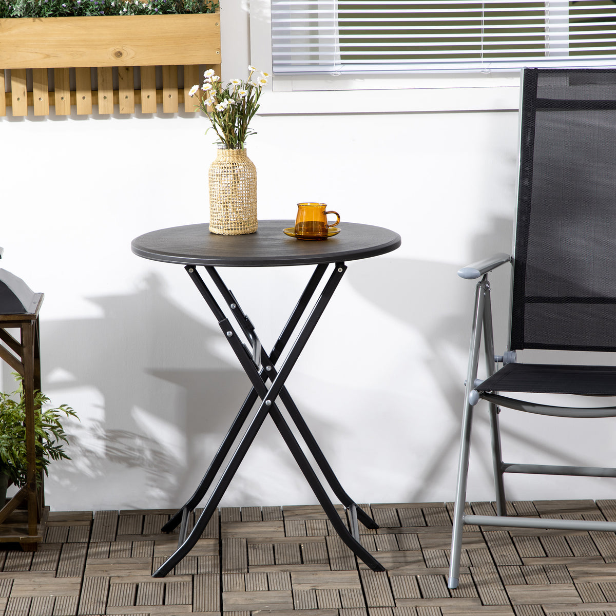 Runder Gartentisch für Balkon und Terrasse