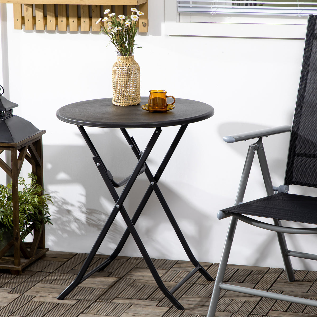 Runder Gartentisch für Balkon und Terrasse