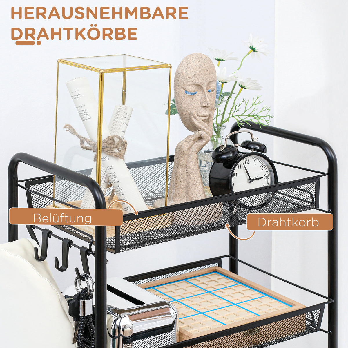 Küchenwagen aus Stahl mit Körben und Rollen