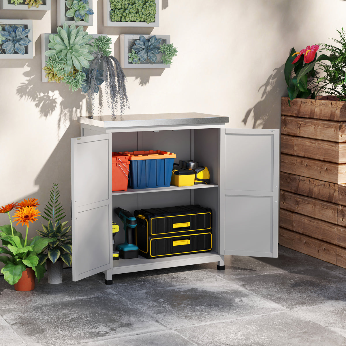 Gartenschrank mit Arbeitsfläche und Innenregal