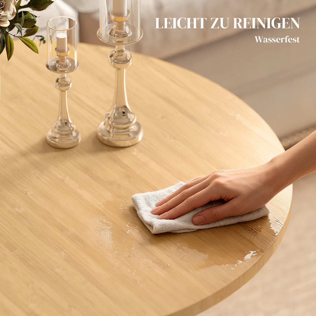 Runder Couchtisch aus Bambus mit Kreuzgestell