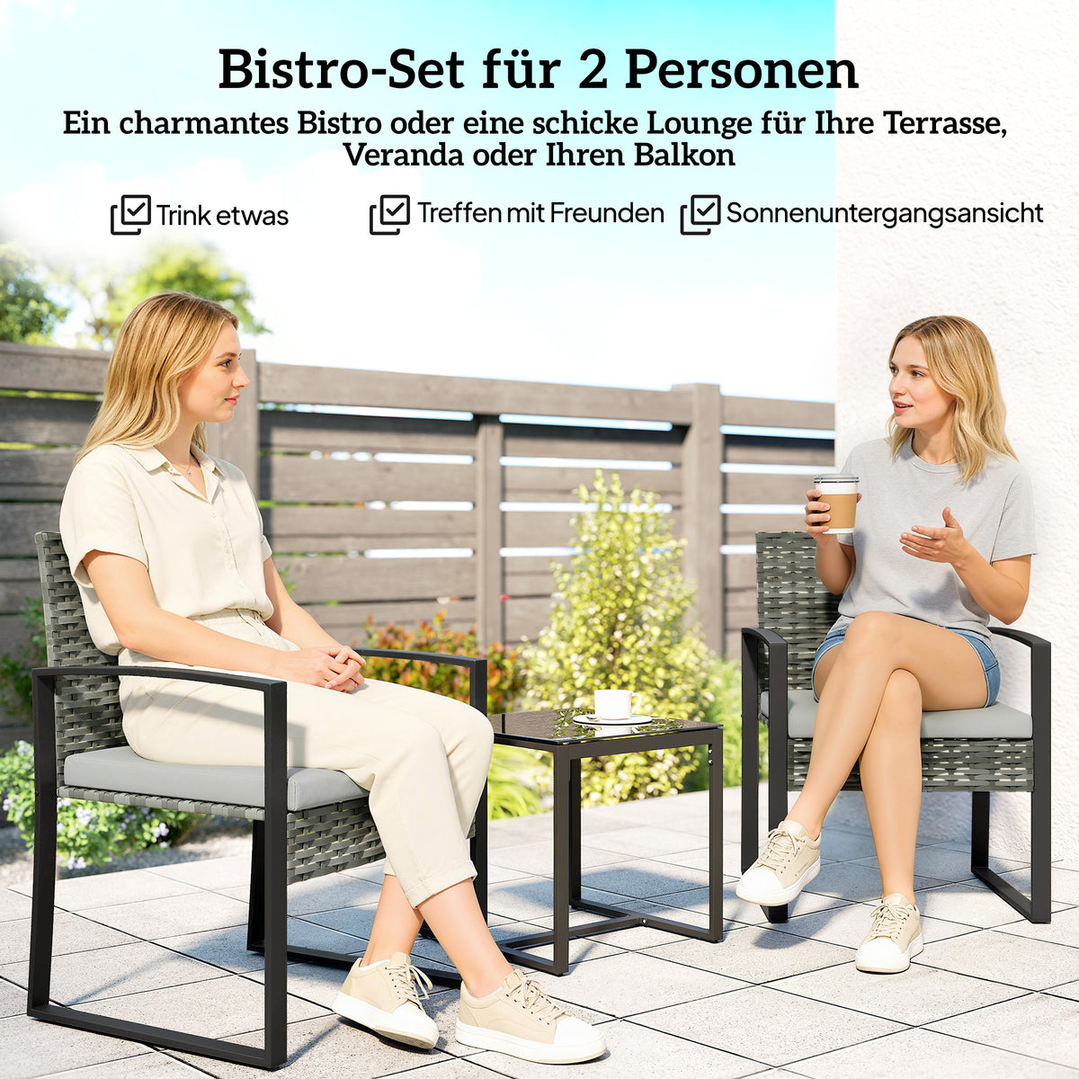 3-teiliges Rattan-Bistroset mit zwei Stühlen