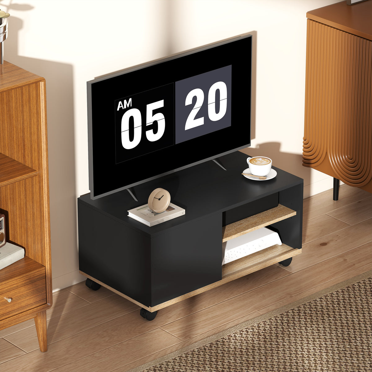 TV-Lowboard auf Rollen mit verstellbarem Regal