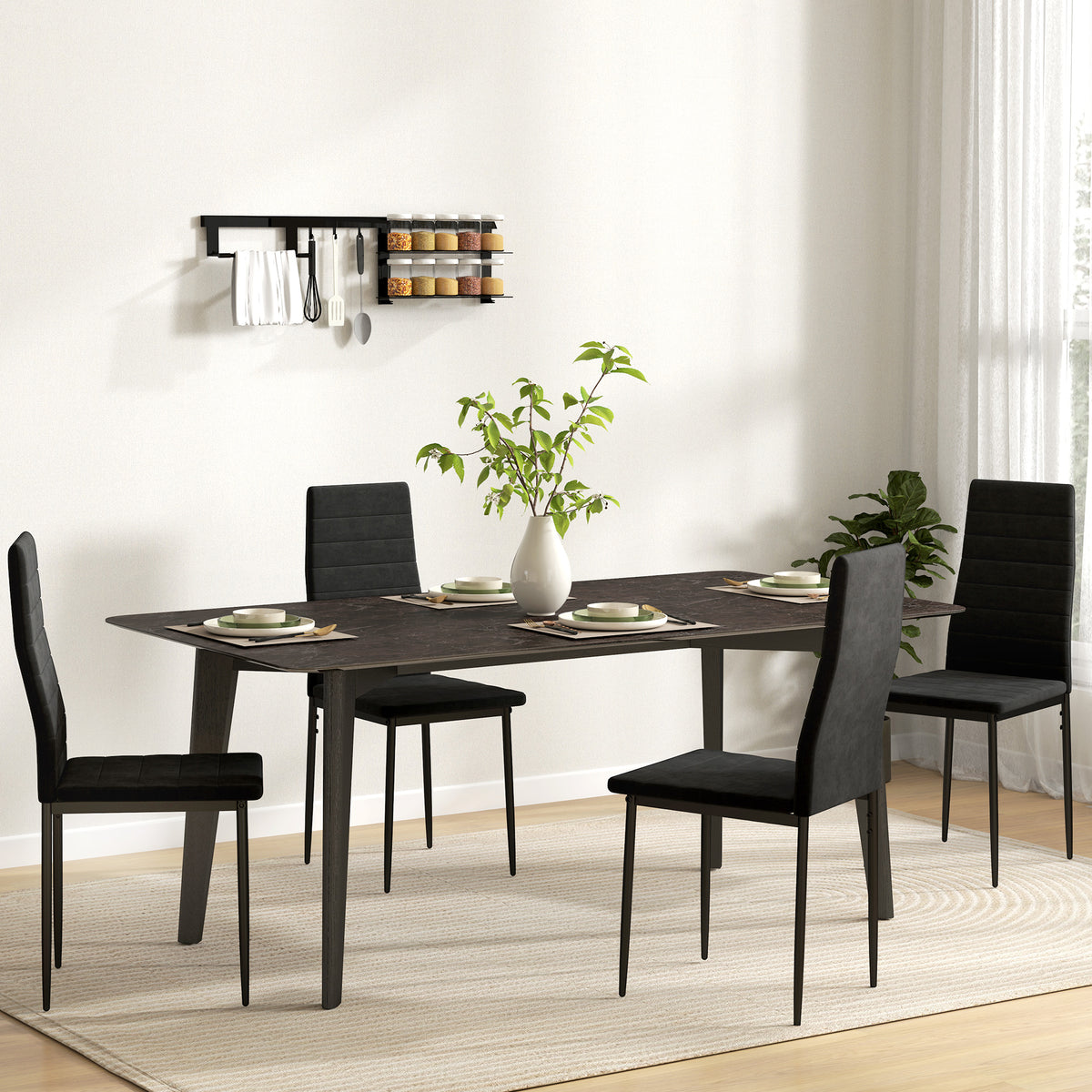 4er-Set Esszimmerstühle mit Samtbezug und Metallbeinen