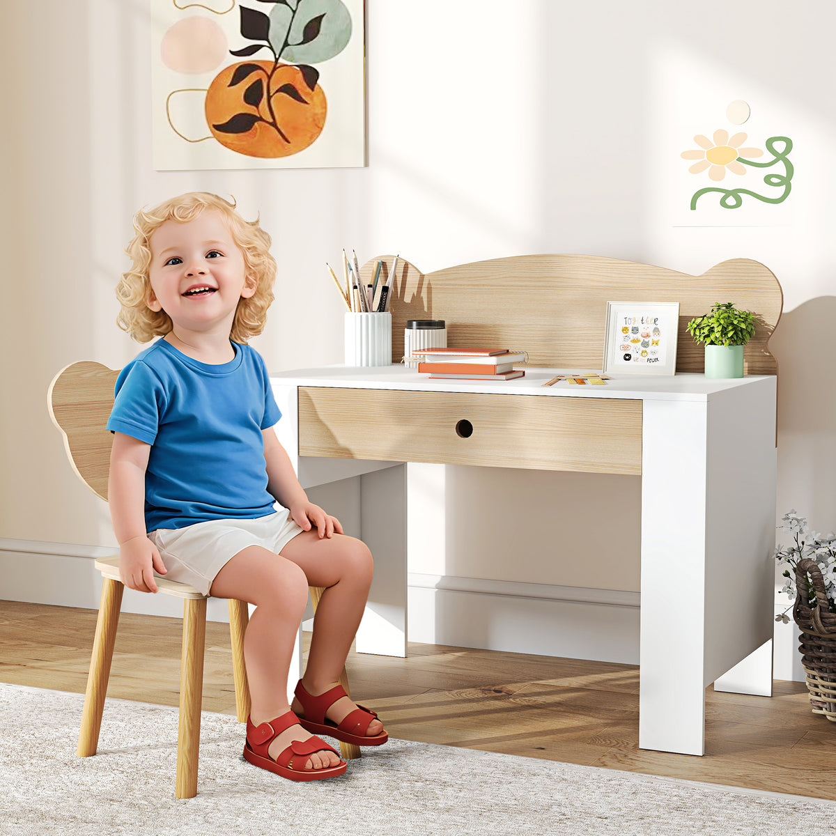 Kinderschreibtisch-Set mit Stuhl und Bärenlehne
