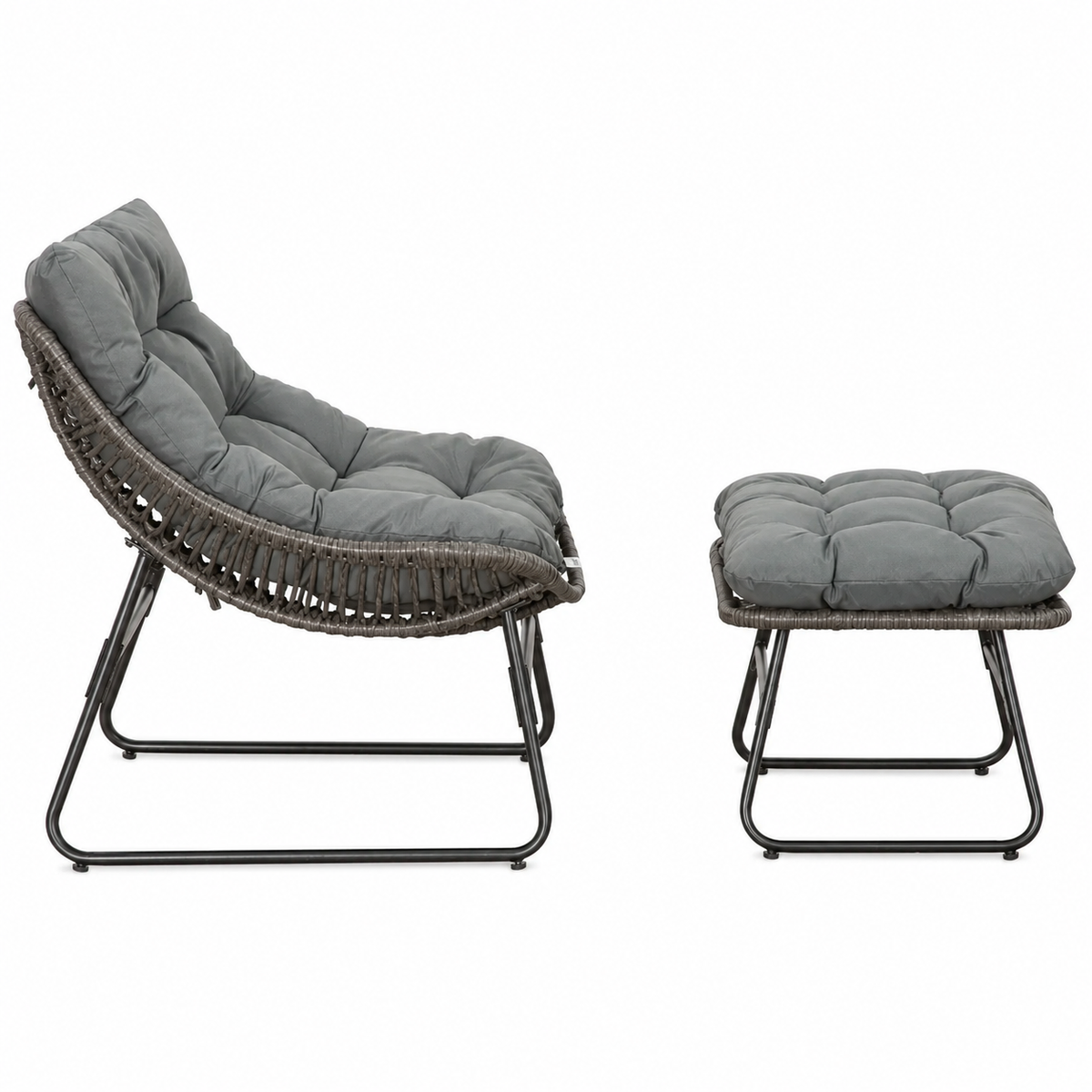 Rattan-Relaxsessel mit Fußhocker und Kissen
