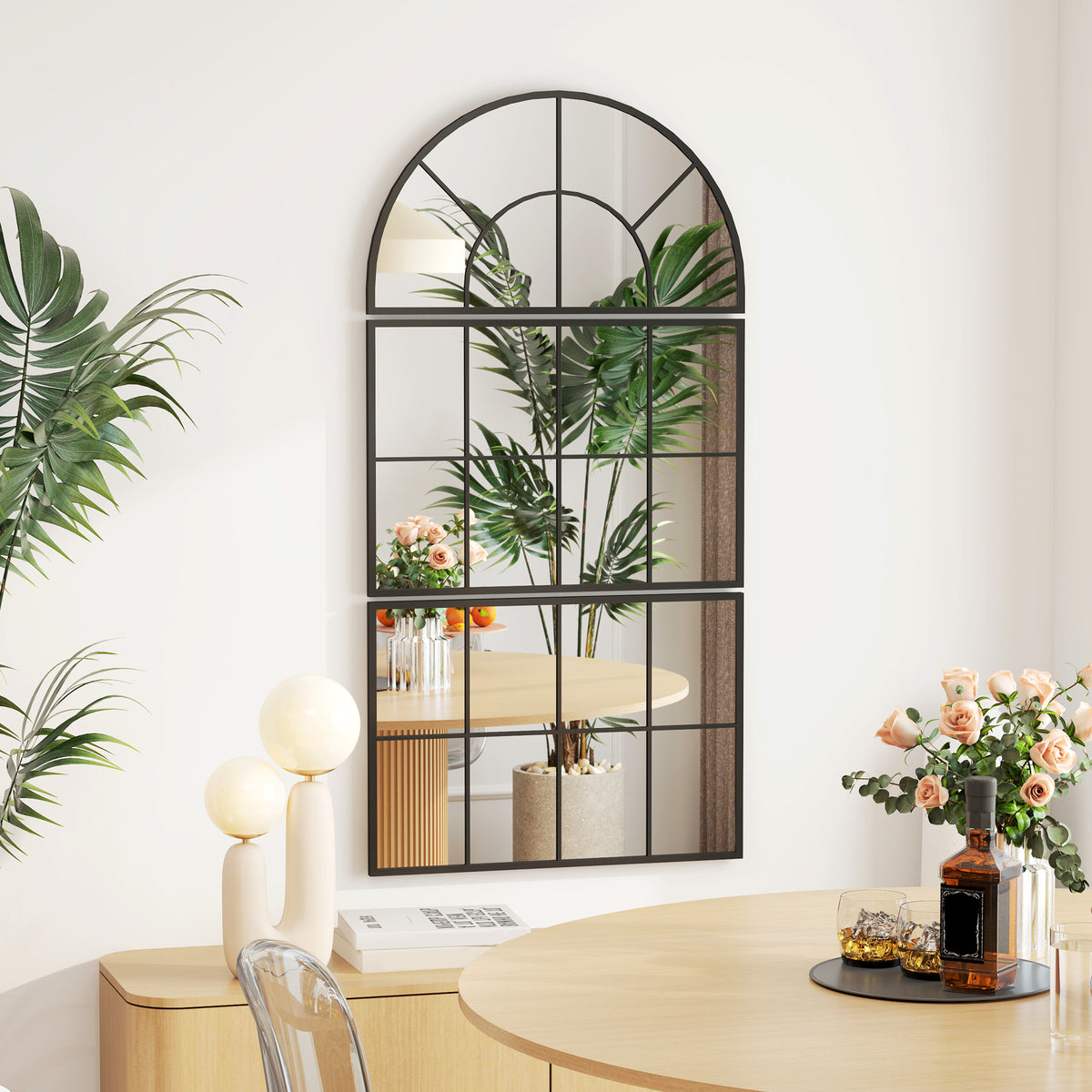 Dreiteiliger Fensterspiegel mit Metallrahmen