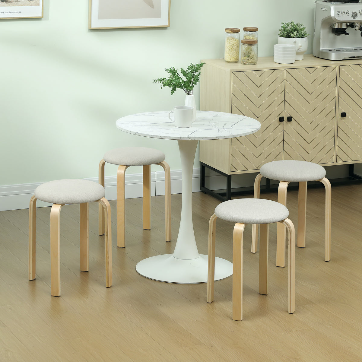 Stapelbare Polsterhocker im 4er-Set