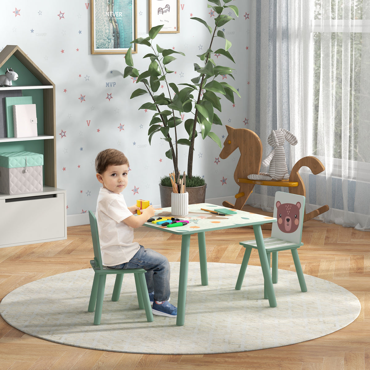 Kindersitzgruppe mit Tiermotiven, Tisch und 2 Stühlen