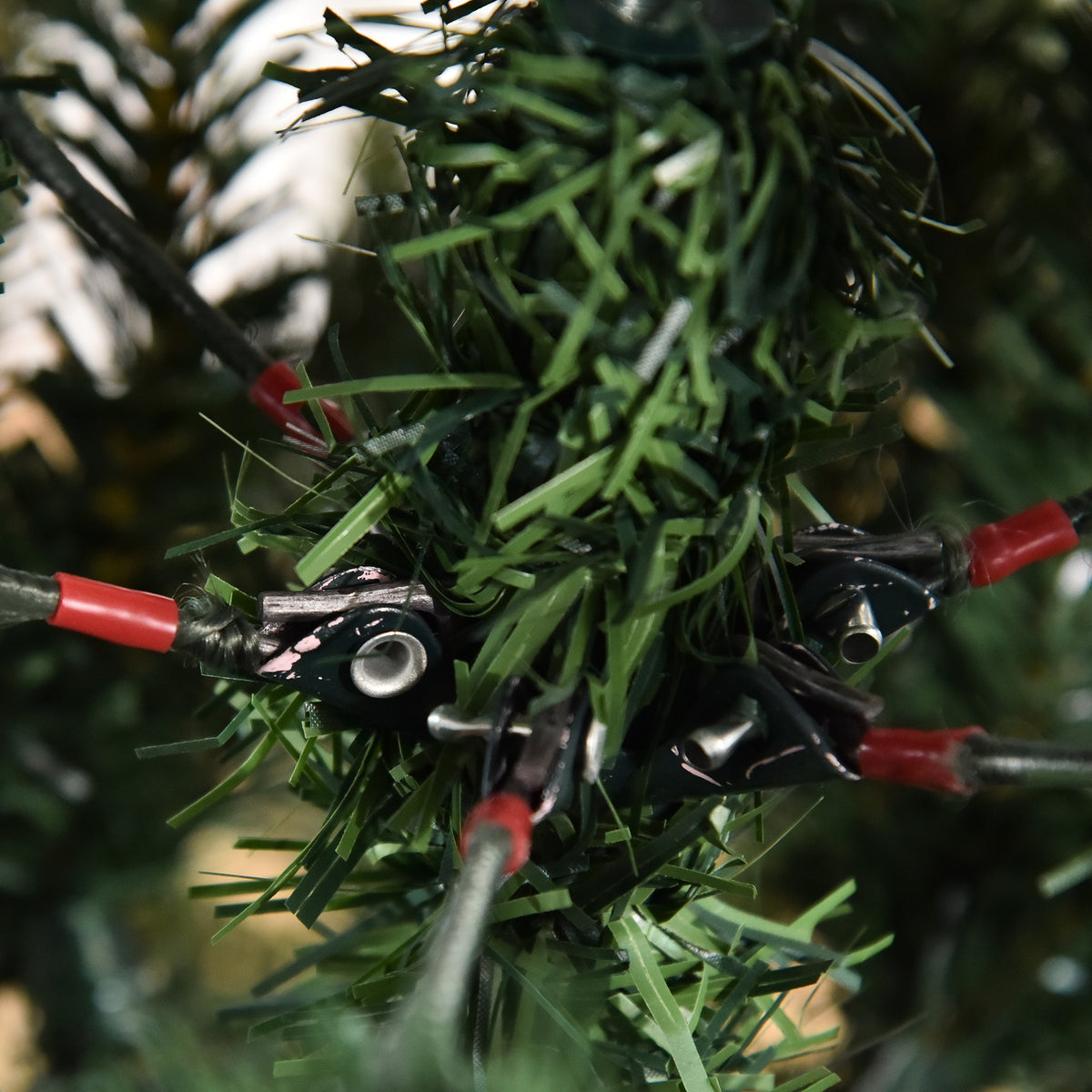 Künstlicher Weihnachtsbaum mit 444 Spitzen und Metallständer