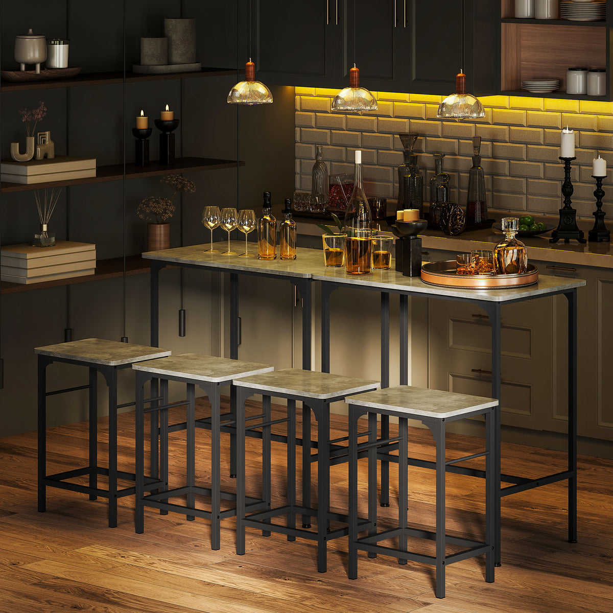 Bartisch-Set mit zwei Barhockern