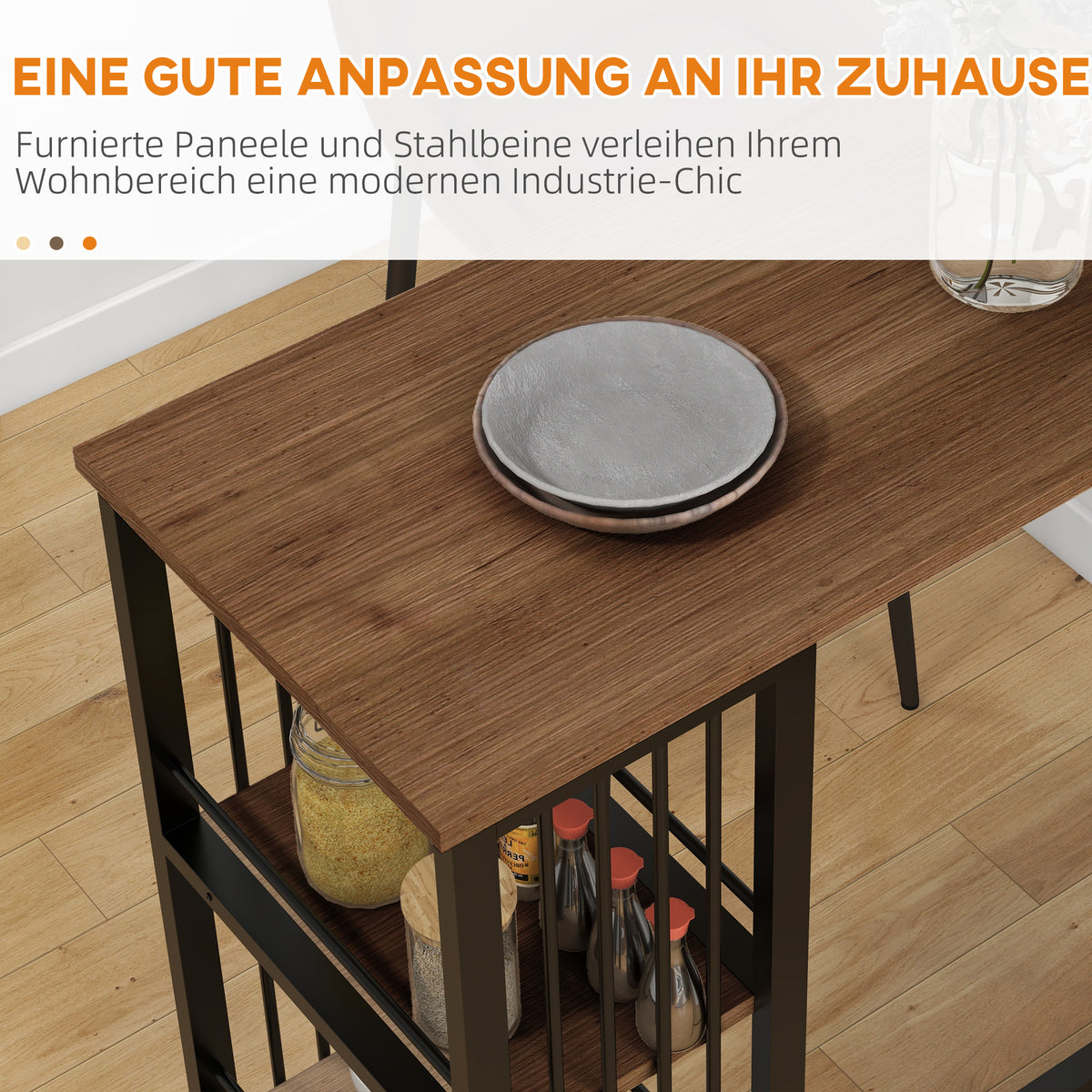 Bartisch mit drei Ablagen im Industriedesign