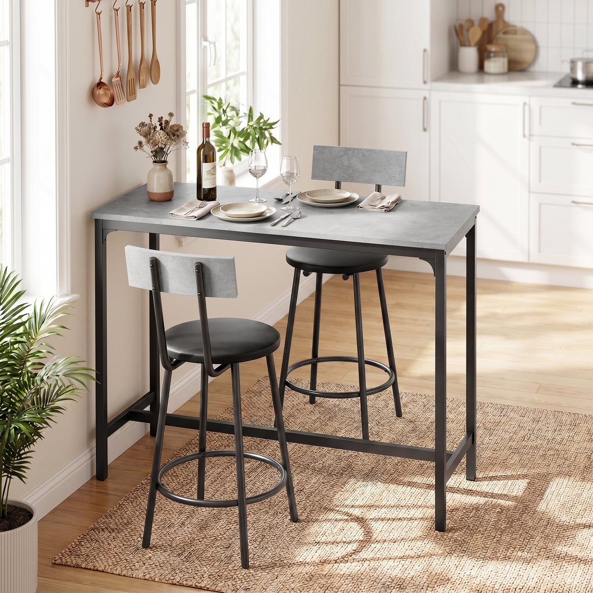 Bartisch-Set mit zwei gepolsterten Hockern