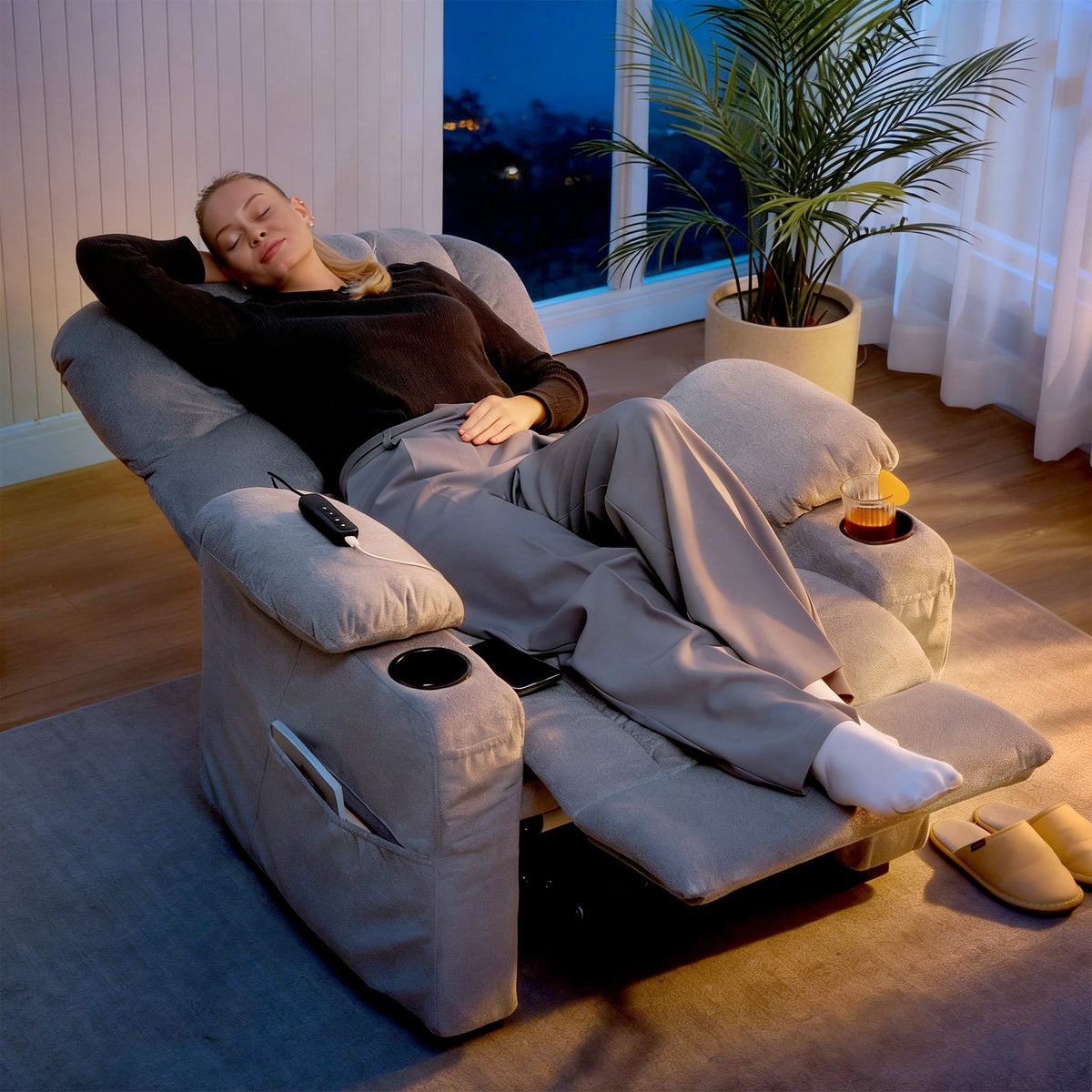 Elektrischer Relaxsessel mit Liegefunktion und USB