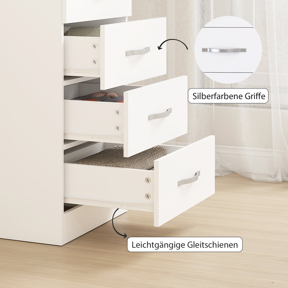 Kommode mit 5 Schubladen und silberfarbenen Griffen