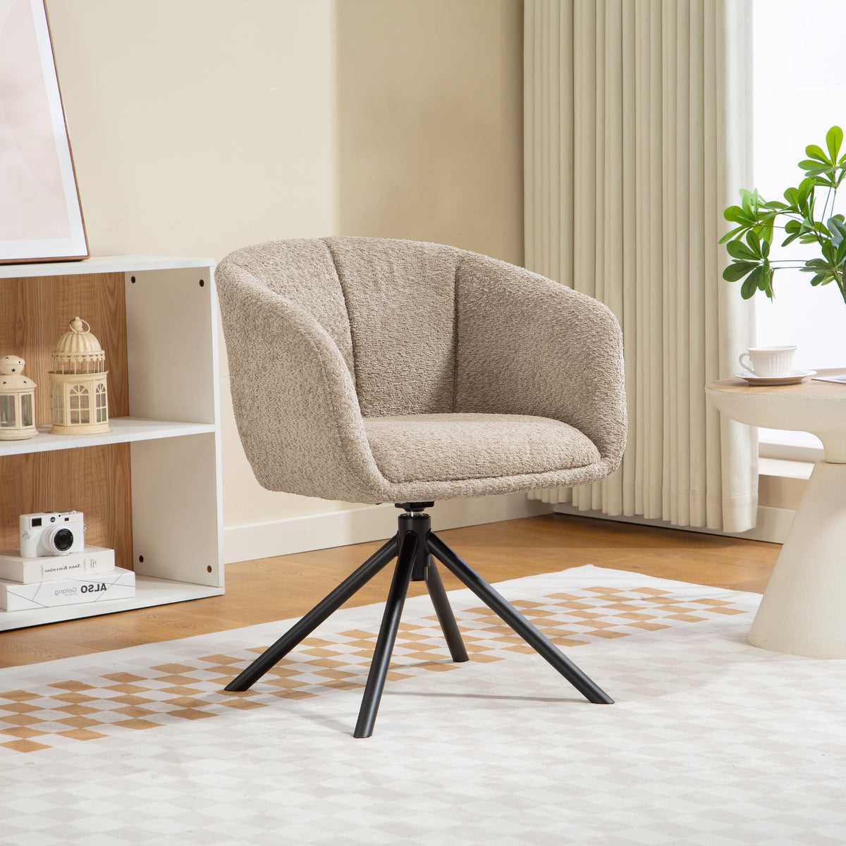 Drehbarer Polstersessel mit Sitzschale