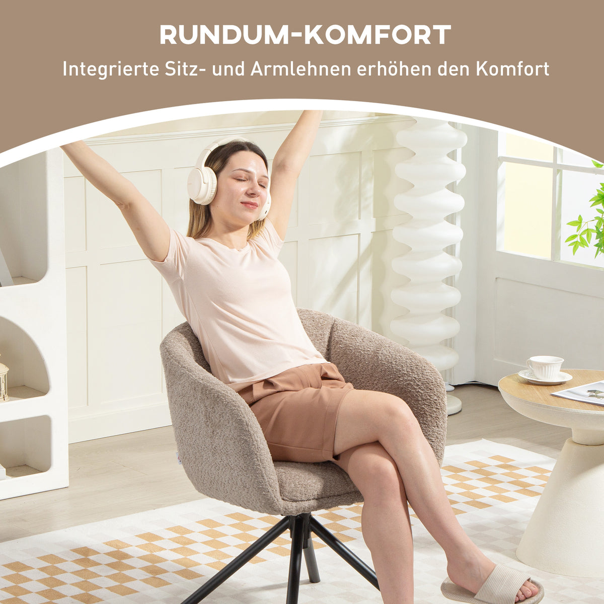 Drehbarer Polstersessel mit Sitzschale