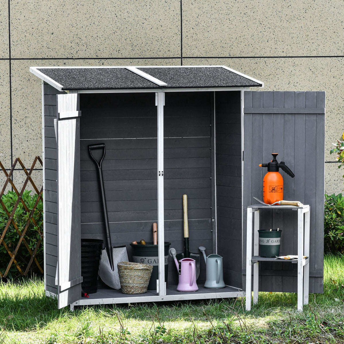 Gartenschrank aus Tannenholz mit Doppeltür