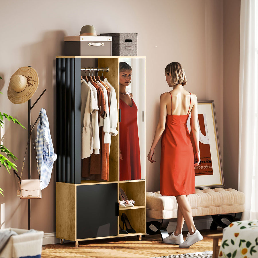 Garderobenschrank mit Spiegel und Kleiderstange