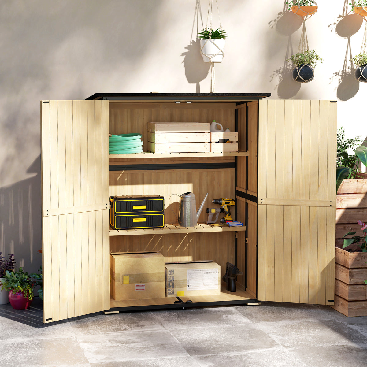 Gartenschrank aus Holz mit Stahlrahmen und Regalen
