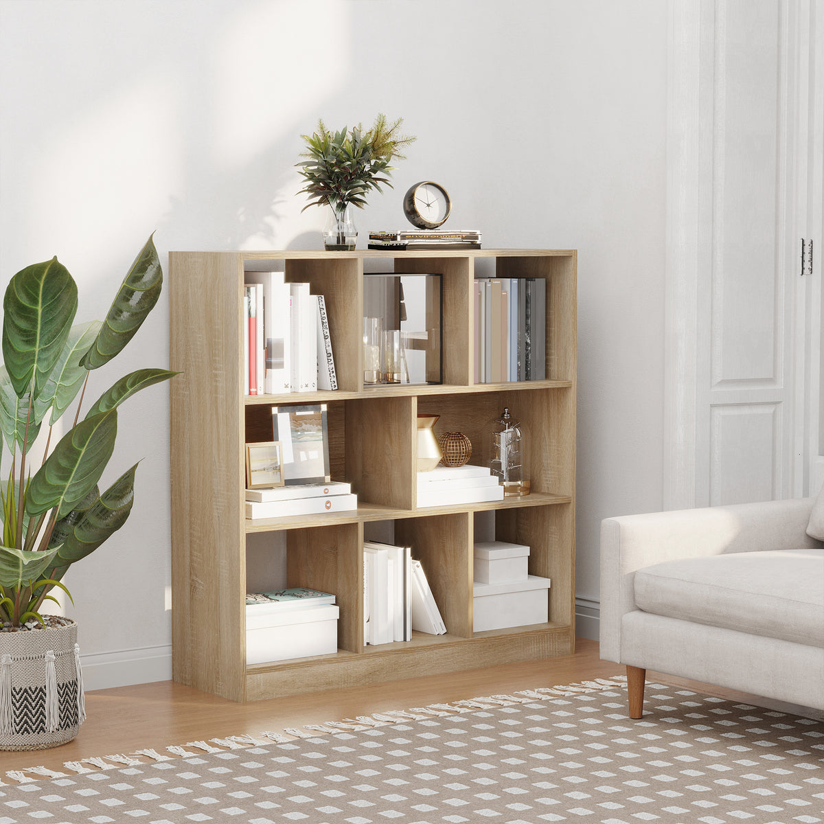 Bücherregal mit acht Fächern und drei Ablagen