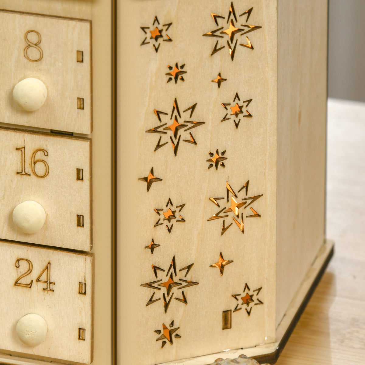 Adventskalender mit 24 Schubladen und LED-Licht