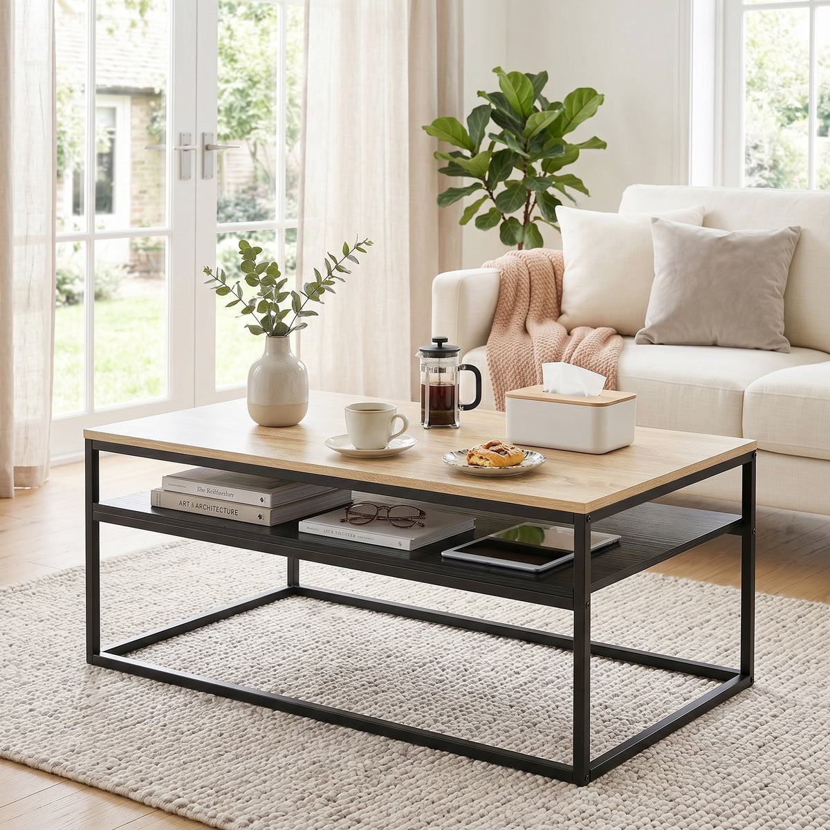 Couchtisch mit Ablage im Industrial-Stil