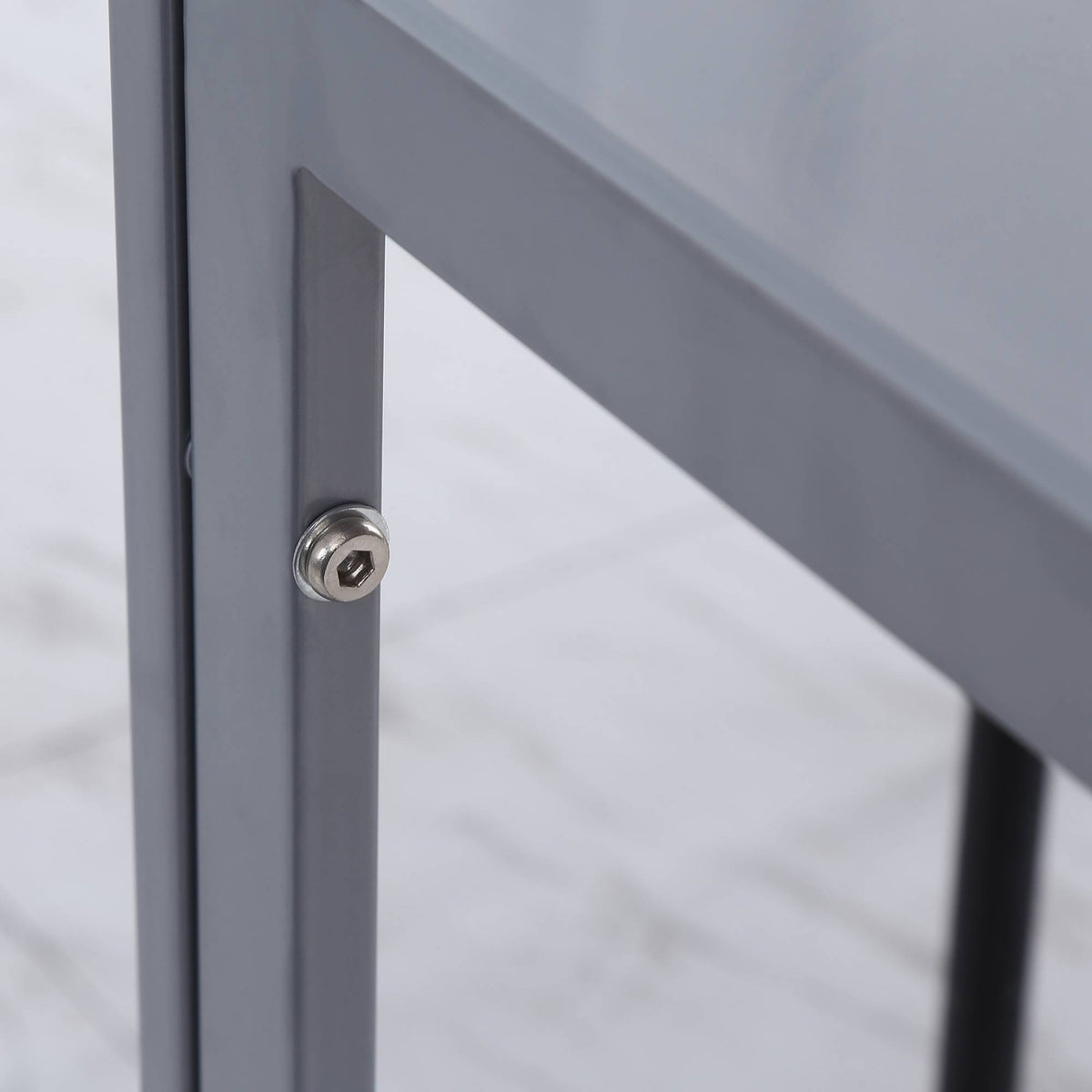 Quadratischer Esstisch mit Hartglasplatte