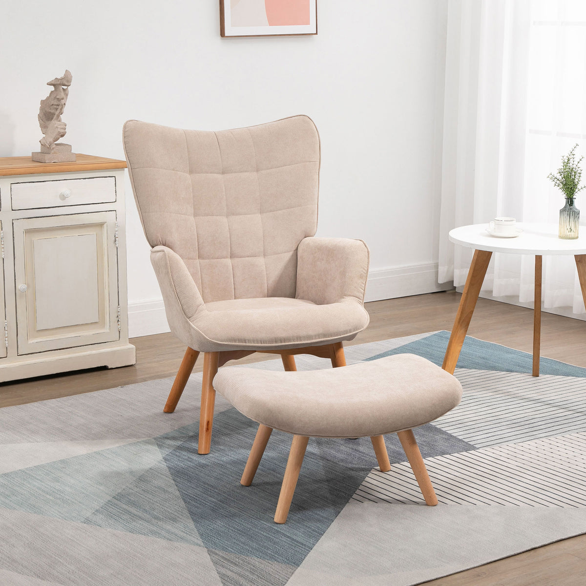 Relaxsessel mit Hocker und Holzbeinen