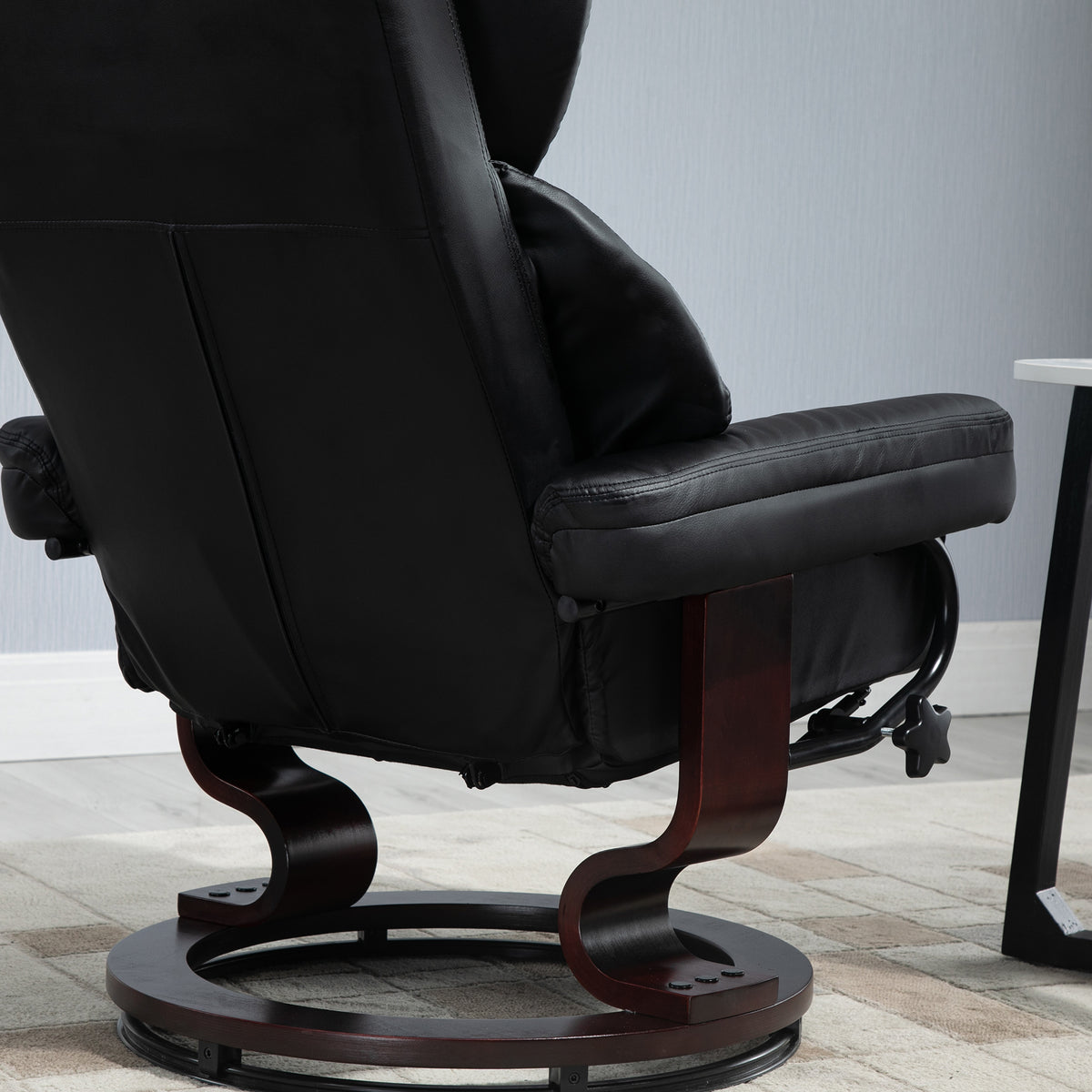 Relaxsessel mit Hocker und Liegefunktion