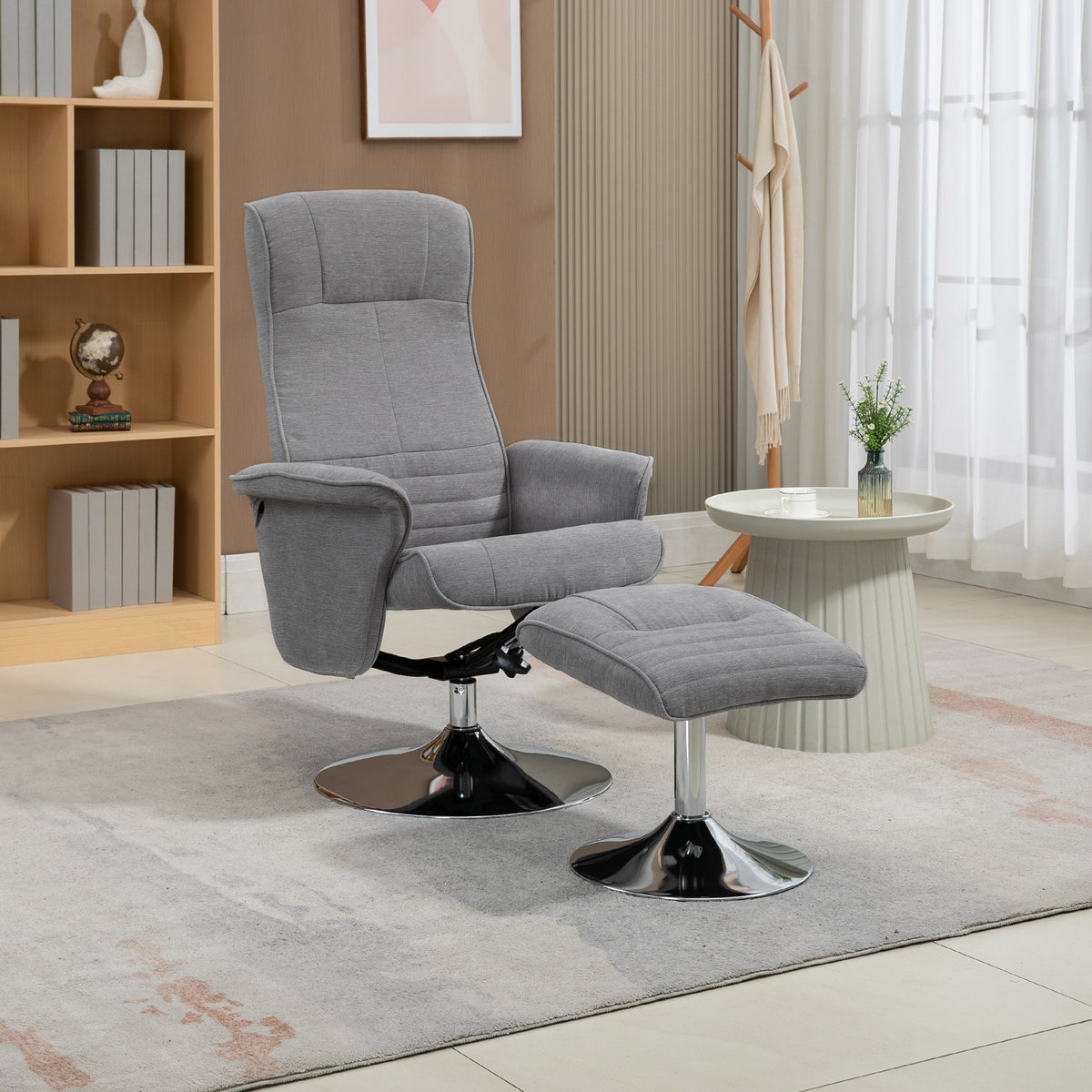 Relaxsessel mit Hocker, drehbar und neigbar