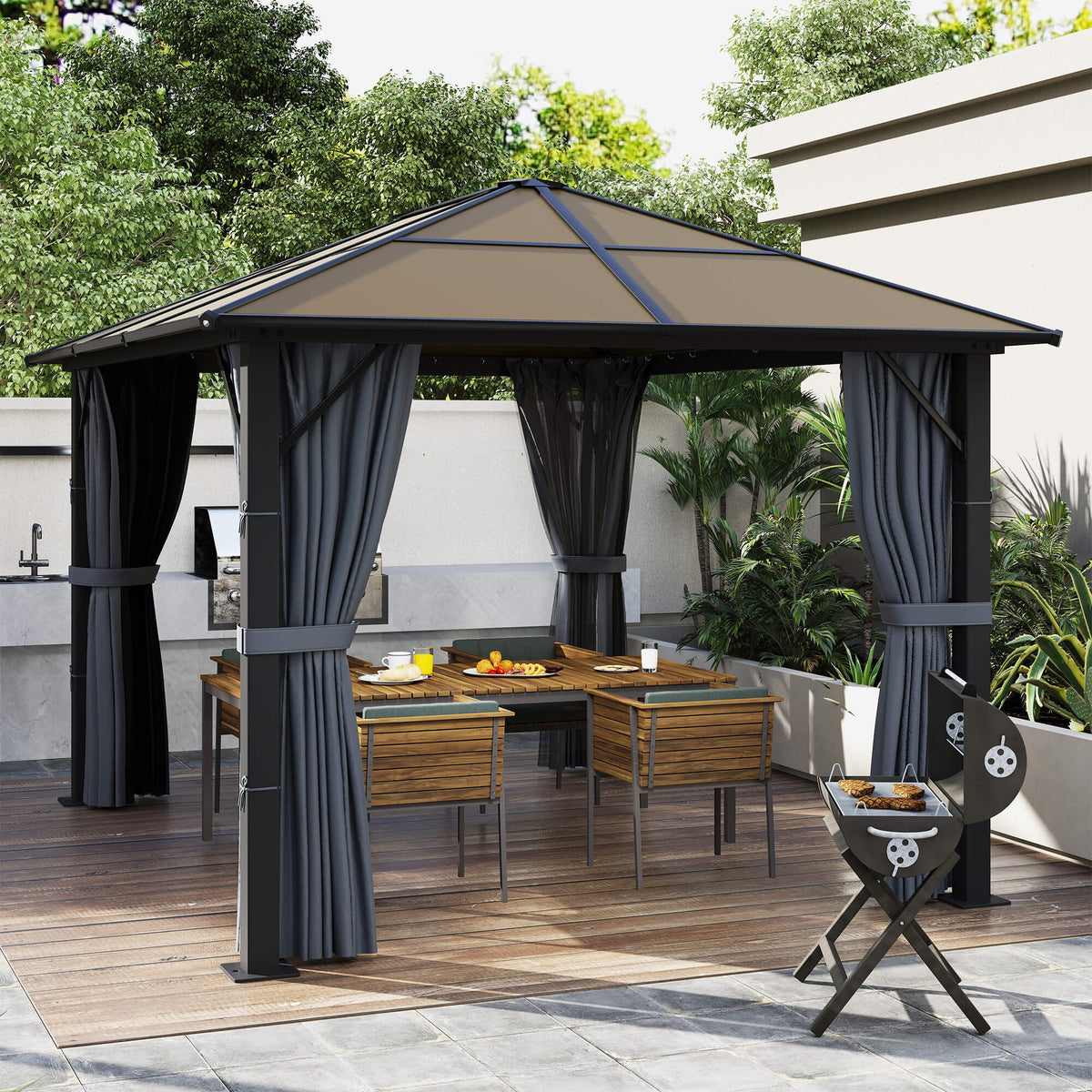Gartenpavillon mit Polycarbonatdach und Vorhängen
