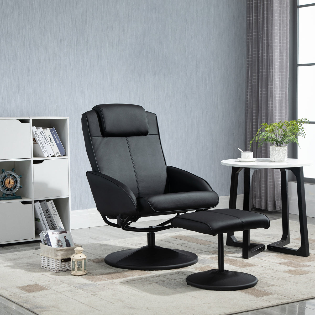 Relaxsessel mit Fußhocker und neigbarer Rückenlehne