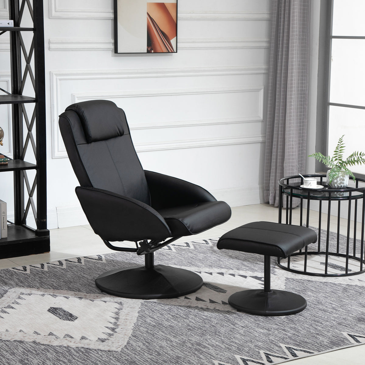 Relaxsessel mit Fußhocker und neigbarer Rückenlehne