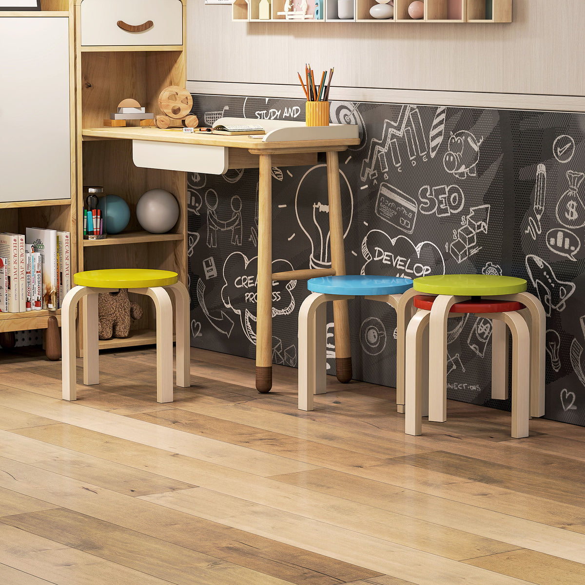 4 stapelbare Holzhocker mit Filzfußpads