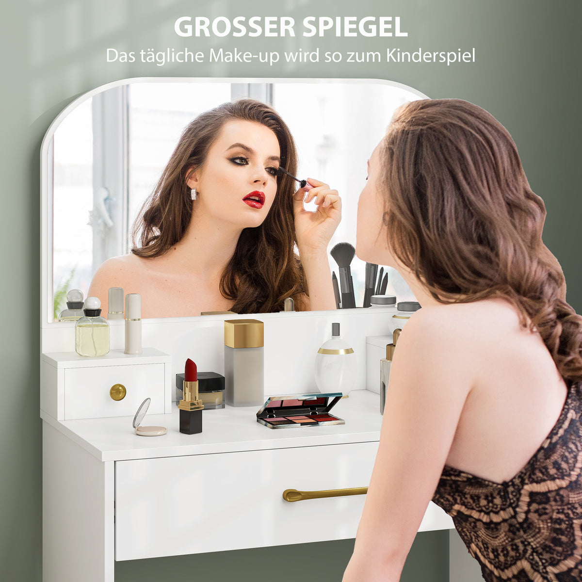 Schminktisch mit Spiegel und drei Schubladen