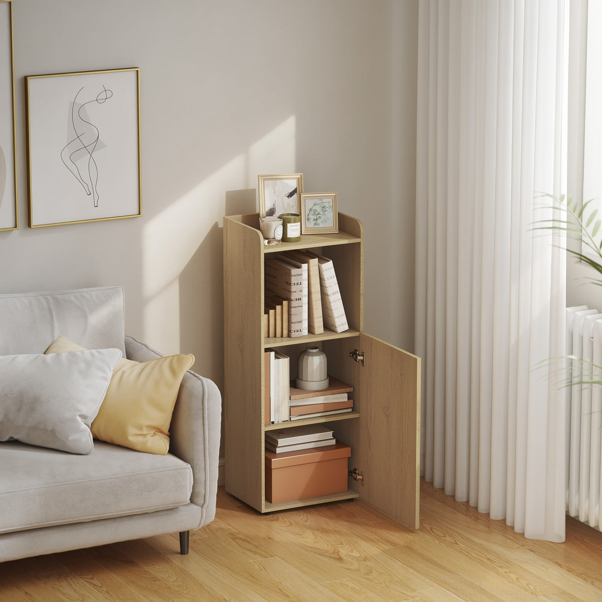 Badezimmerschrank mit offenem Fach und verstellbarem Regal