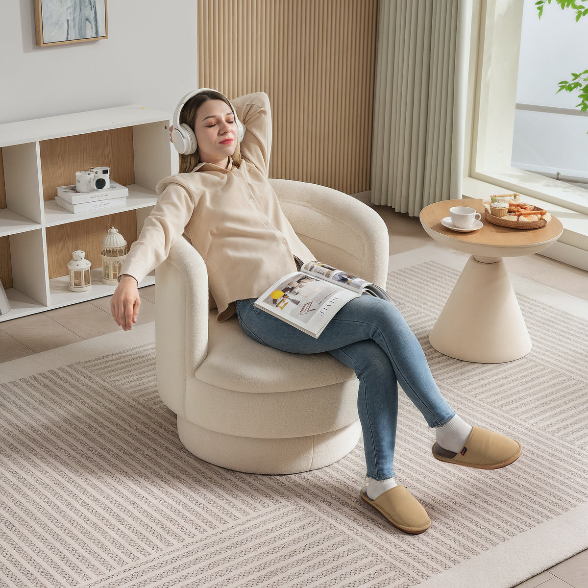 360°-Drehsessel mit gepolsterter Sitzfläche