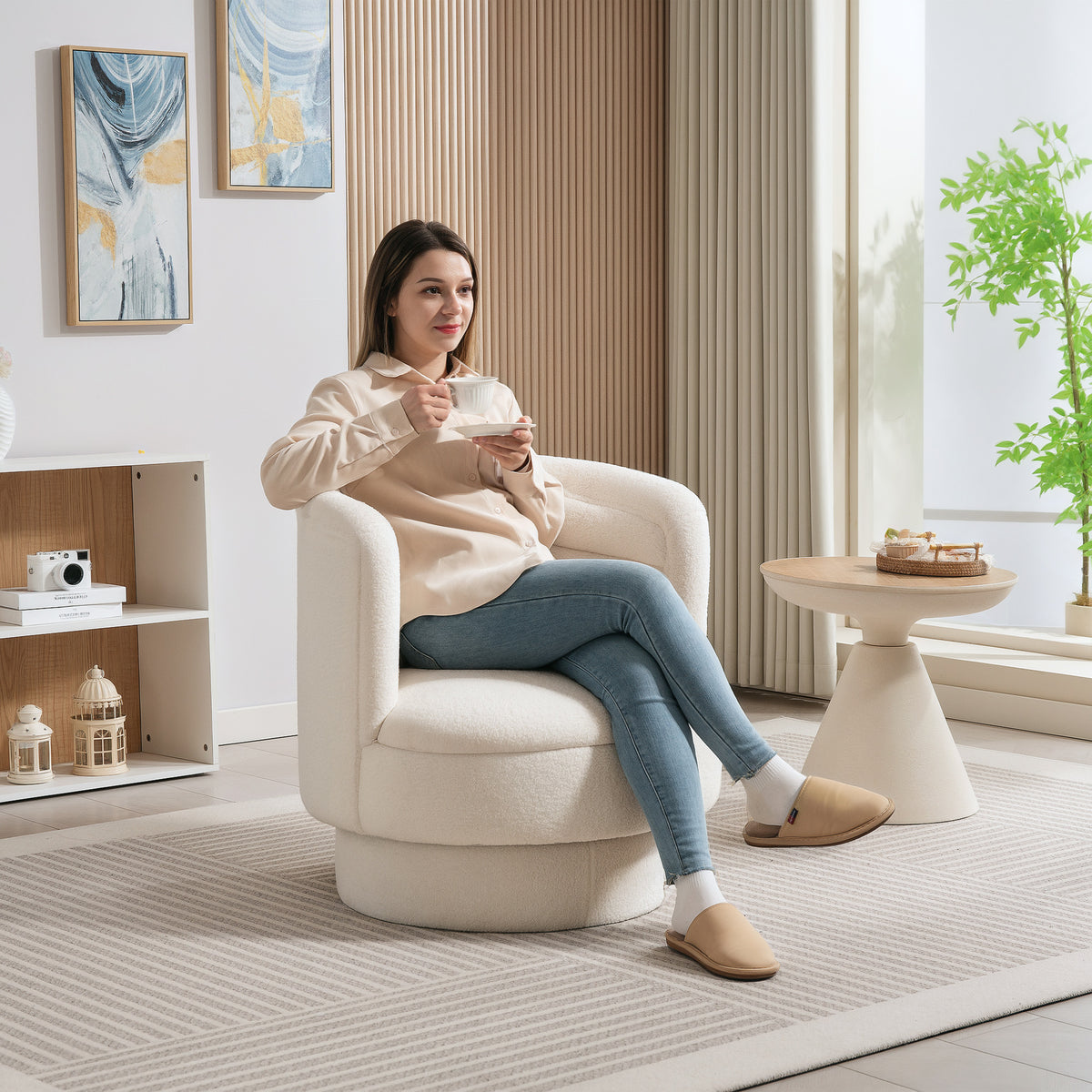 360°-Drehsessel mit gepolsterter Sitzfläche