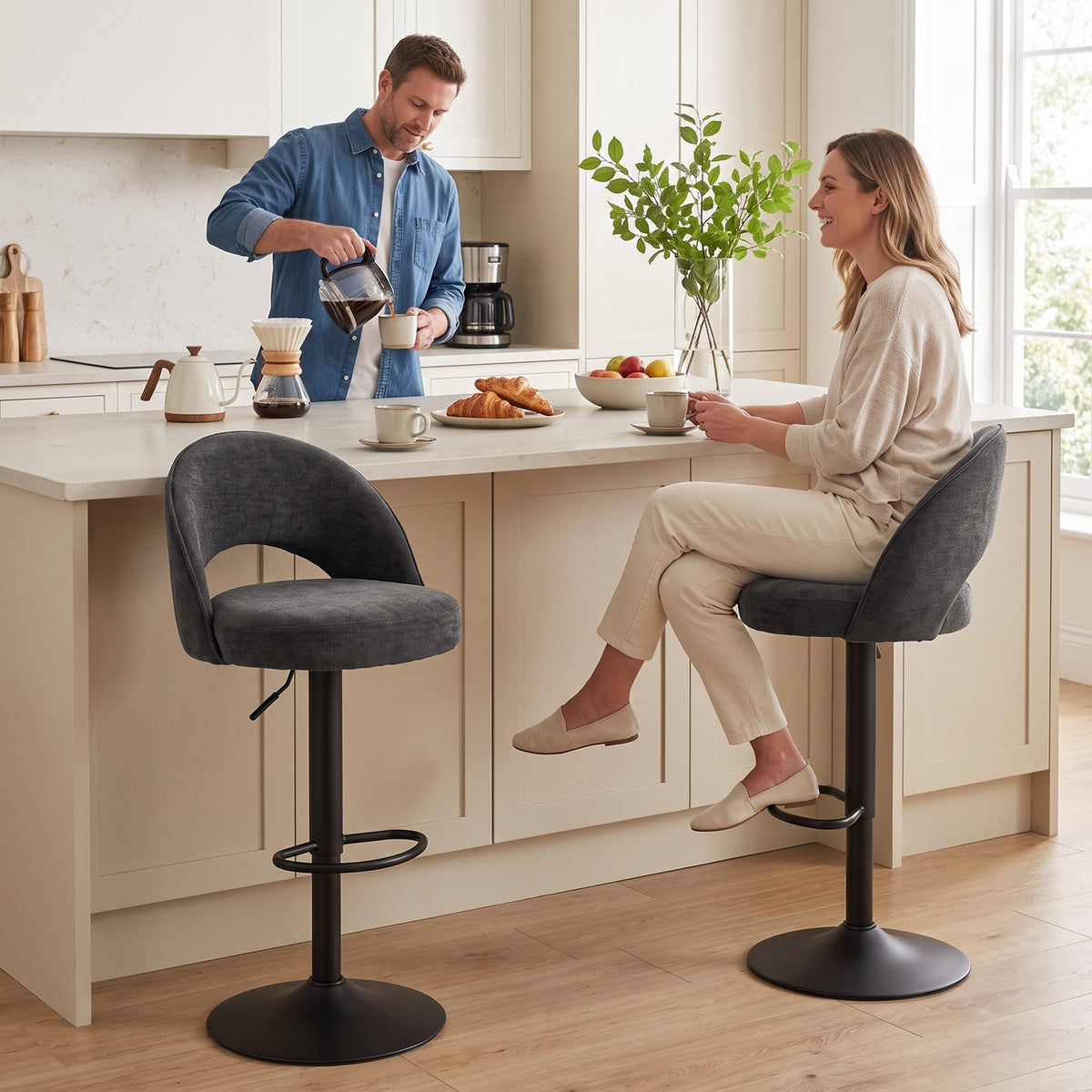 Barhocker 2er-Set, höhenverstellbar und drehbar