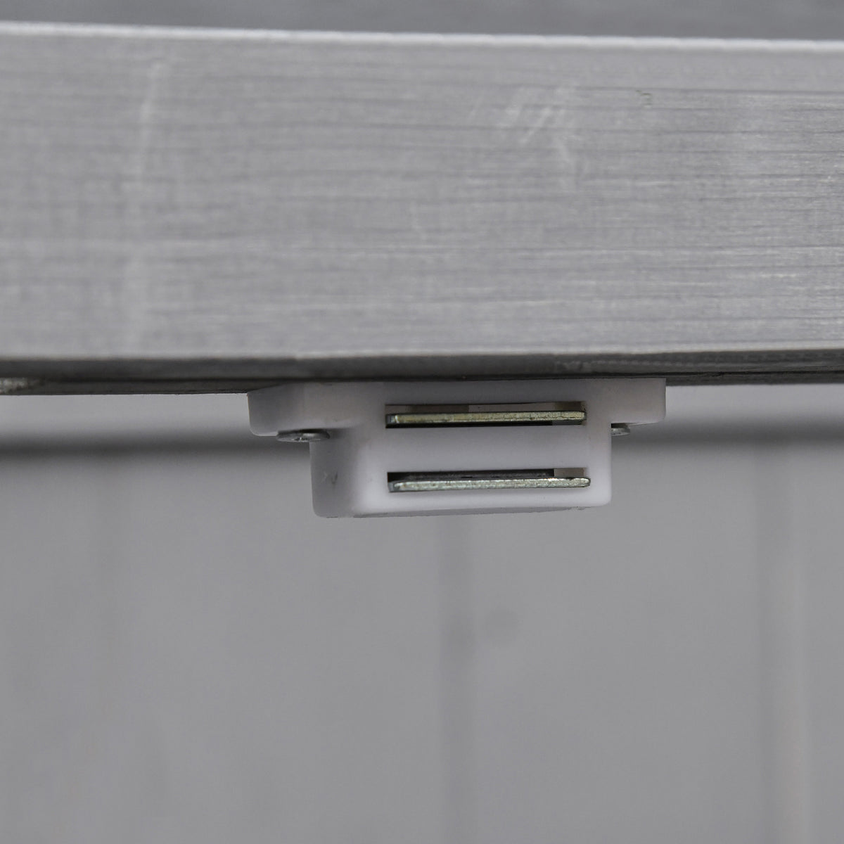 Gartenschrank aus Tannenholz mit Doppeltür