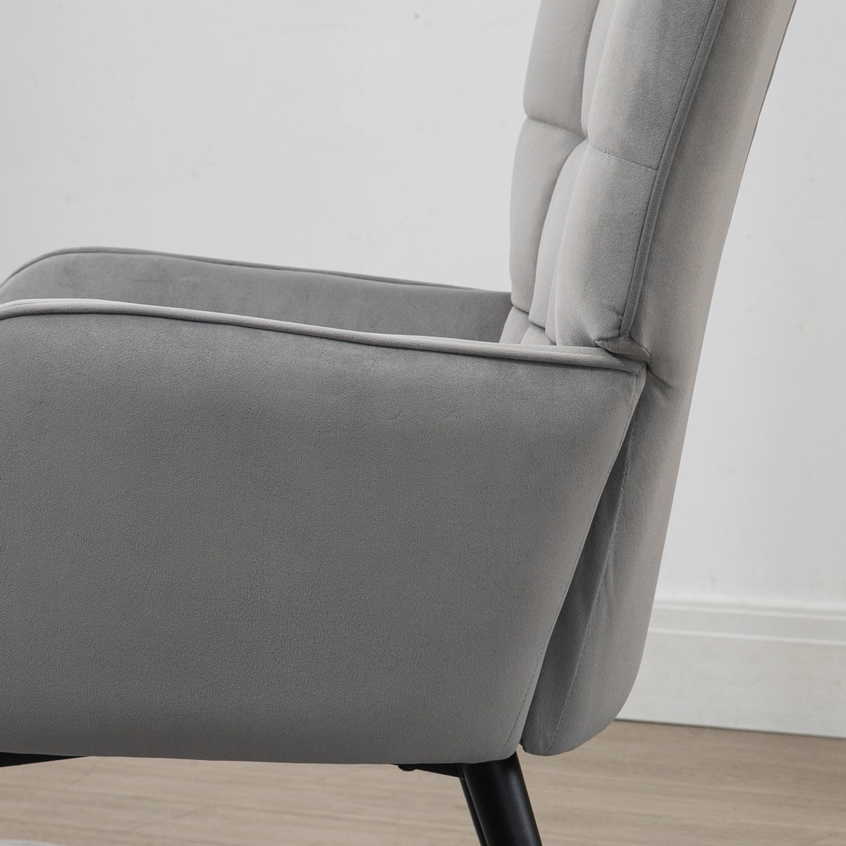 Relaxsessel mit Hocker und Samtbezug