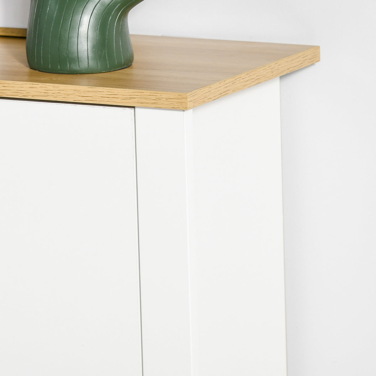 Schuhschrank mit Klappfächern und Ablage